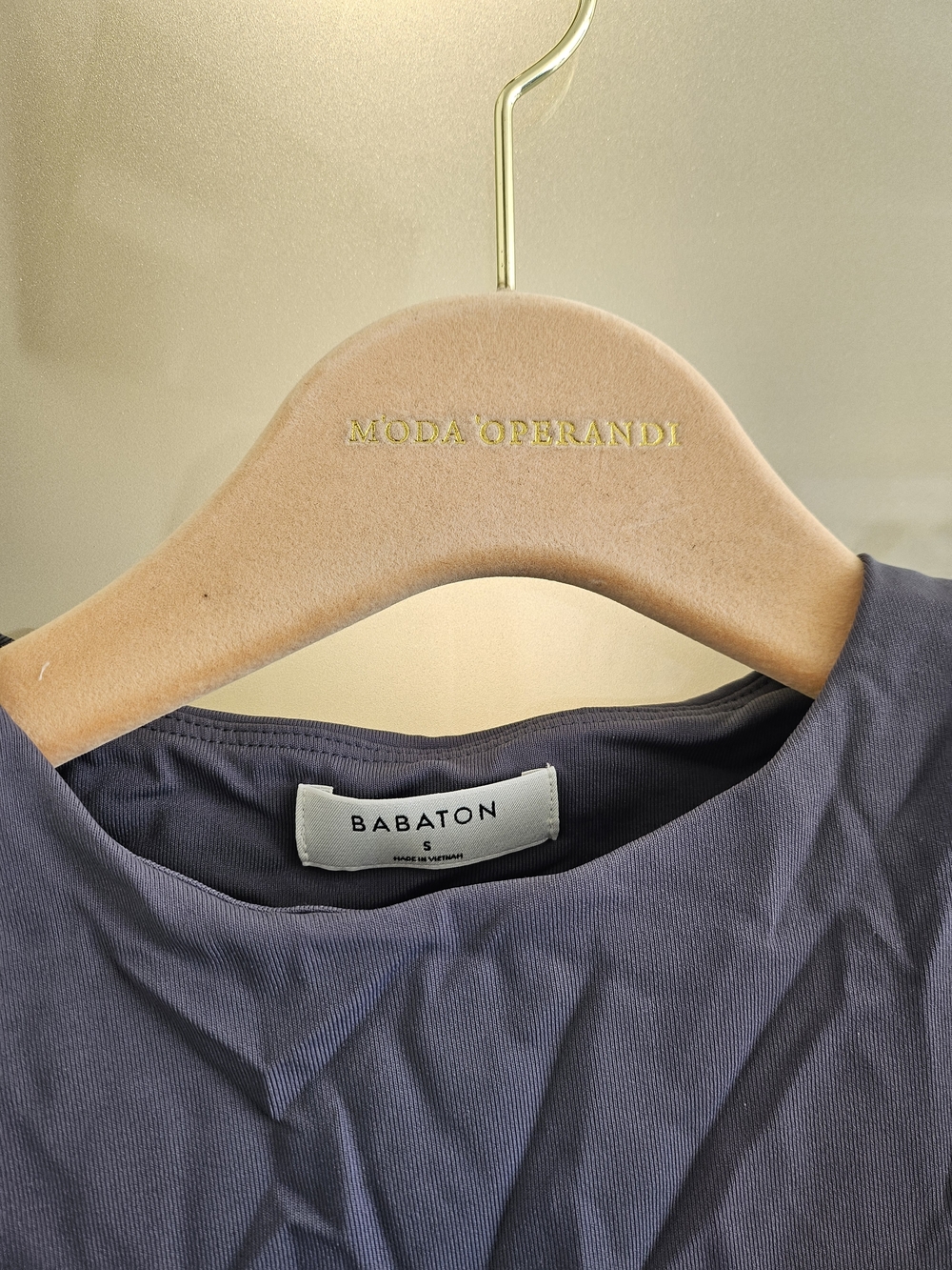 Babaton / Aritzia Sleeveless Crew Neck Bodysuit in Deep Navy - Picture 2 of 4